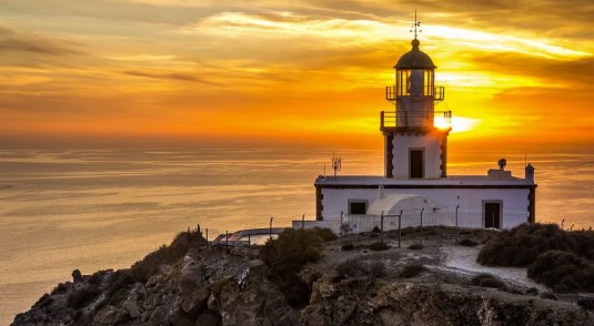 세계에서 일몰이 가장 아름다운 곳 - 산토리니