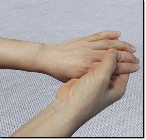 손가락 방아쇠 수지 증후군 증상 손가락 통증