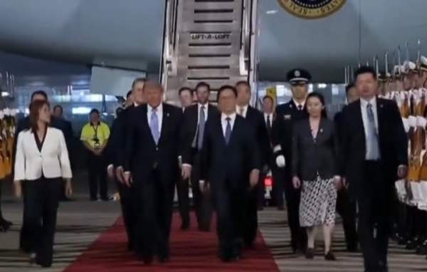 트럼프 베이징 도착: 방중 시진핑 정상회담 일정과 미중 관계 핵심 쟁점 완벽 정리, 이란 전쟁과 무역 관세의 향방은?