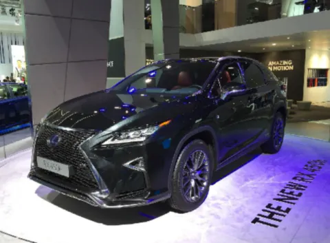 더뉴RX450h 출시 모습