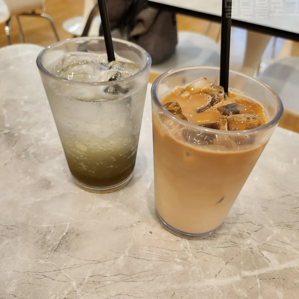 고고다이노-키즈카페-커피-음료