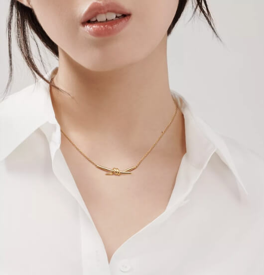 티파니노트착용모습