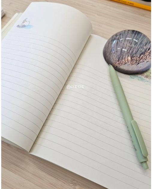 Jeju Bookstore Pulssi guestbook and book reviews
