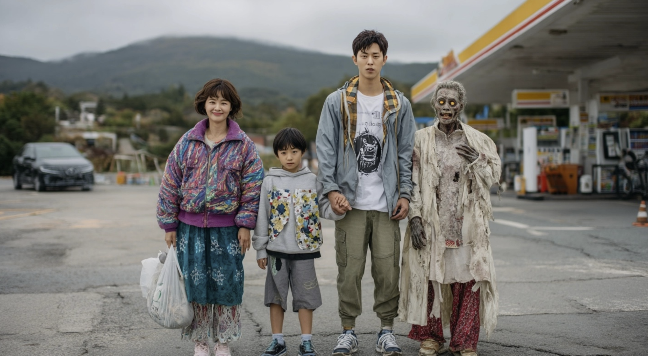 B급 감성이 물씬이지만 한국형 좀비 코미디는 흔하지 않다.