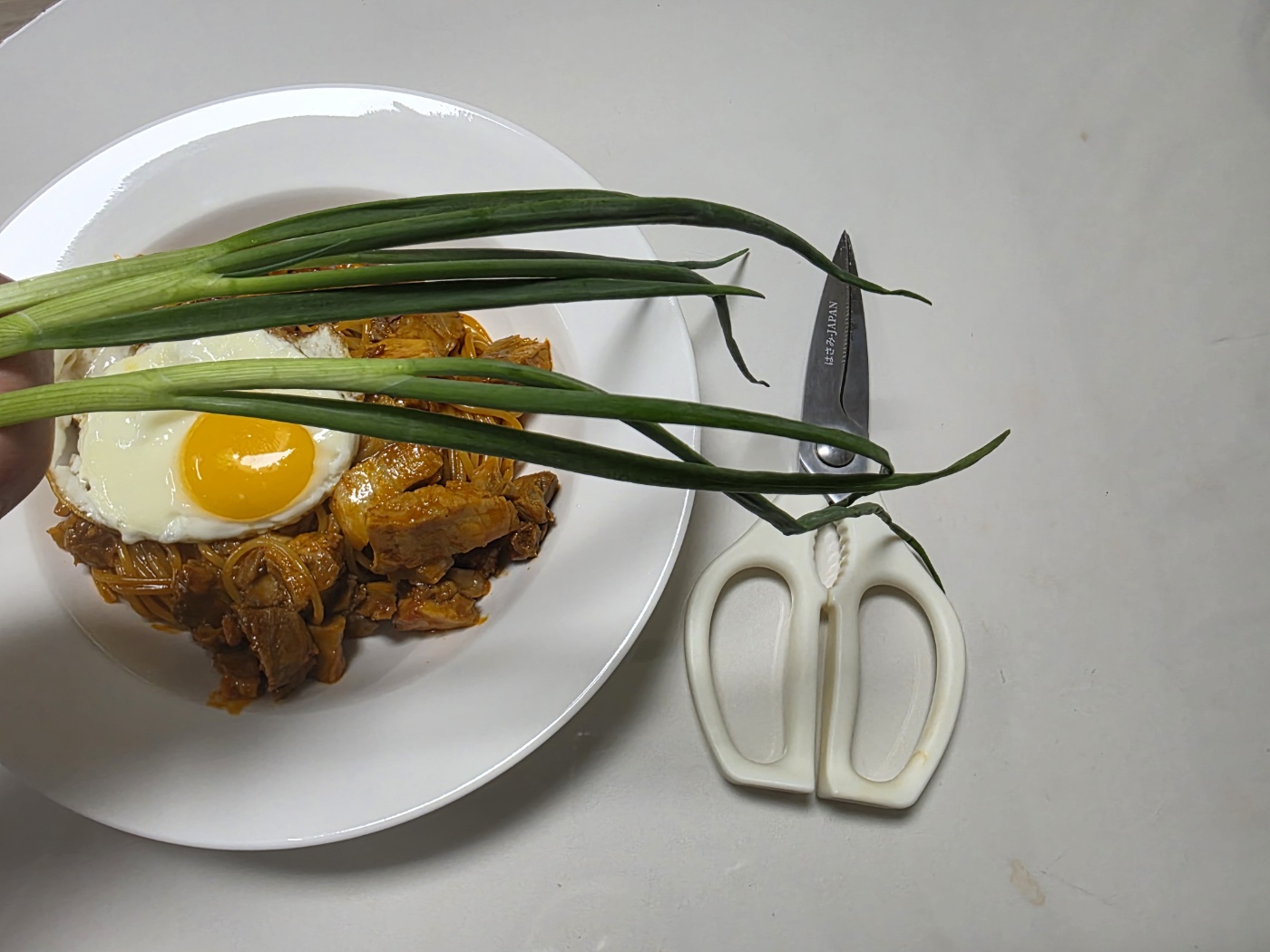 쪽파를 올리는 장면