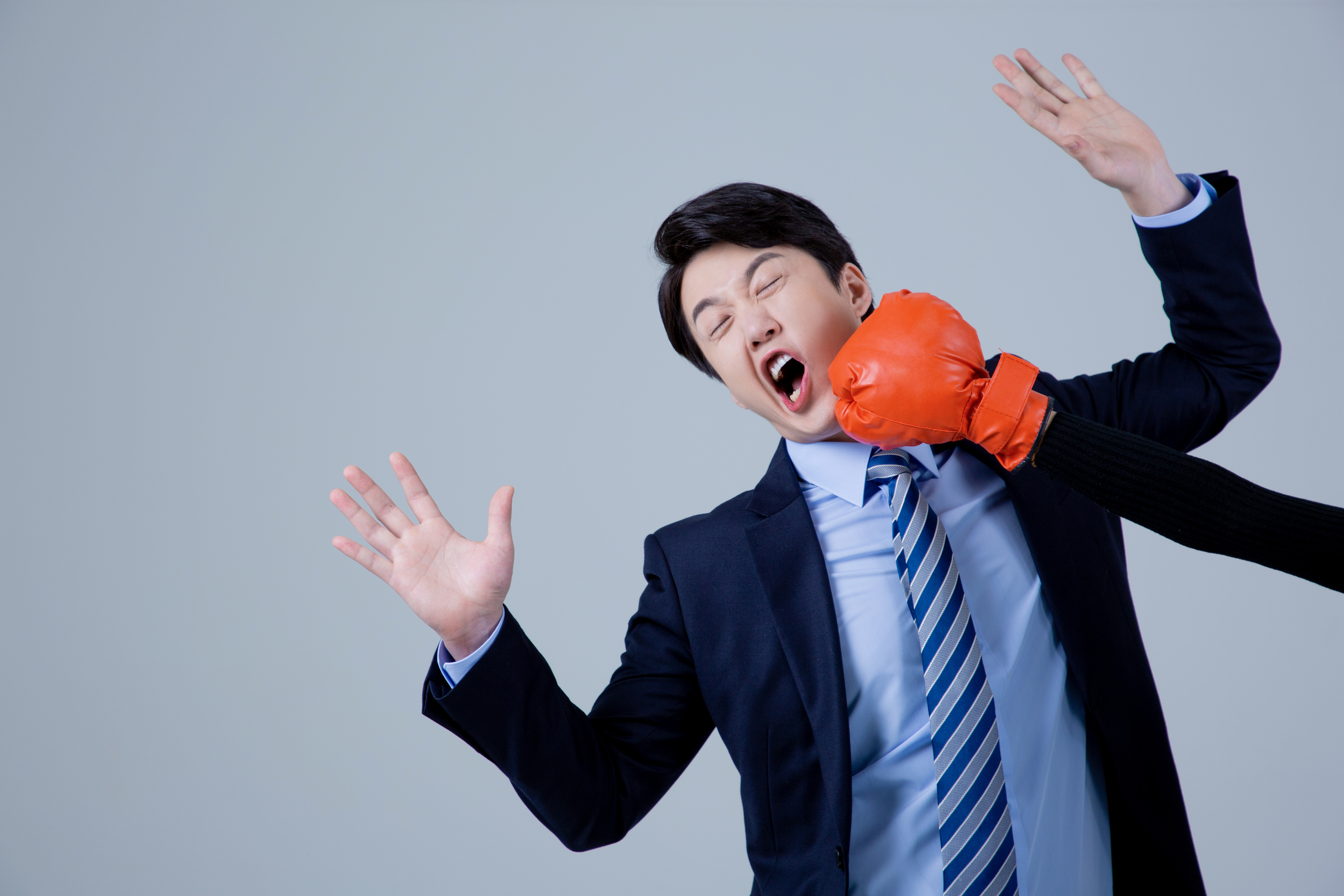 직장내 폭행의 모습