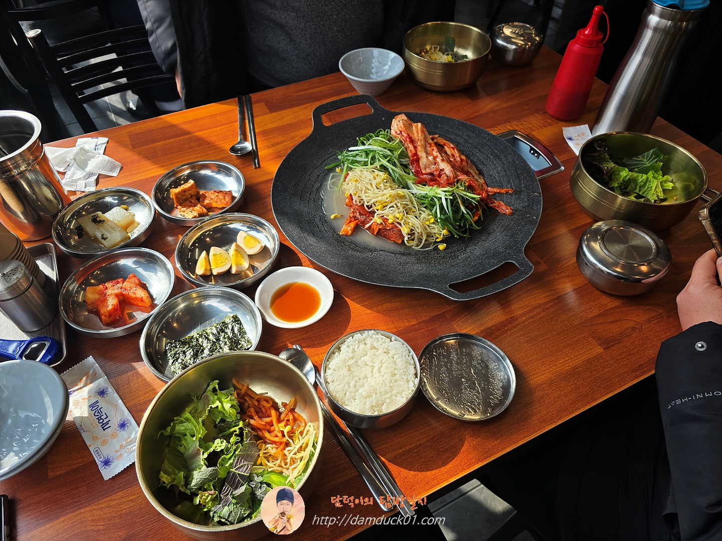 두루치기 정식 (된장찌개 + 야채비빔밥)