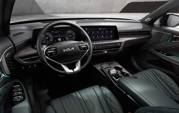 기아 K8 실내 사진 출처 기아차 홈페이지
