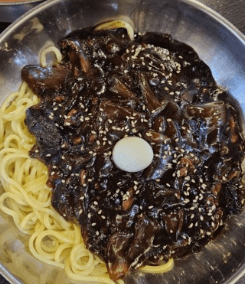 블랙데이의 진화