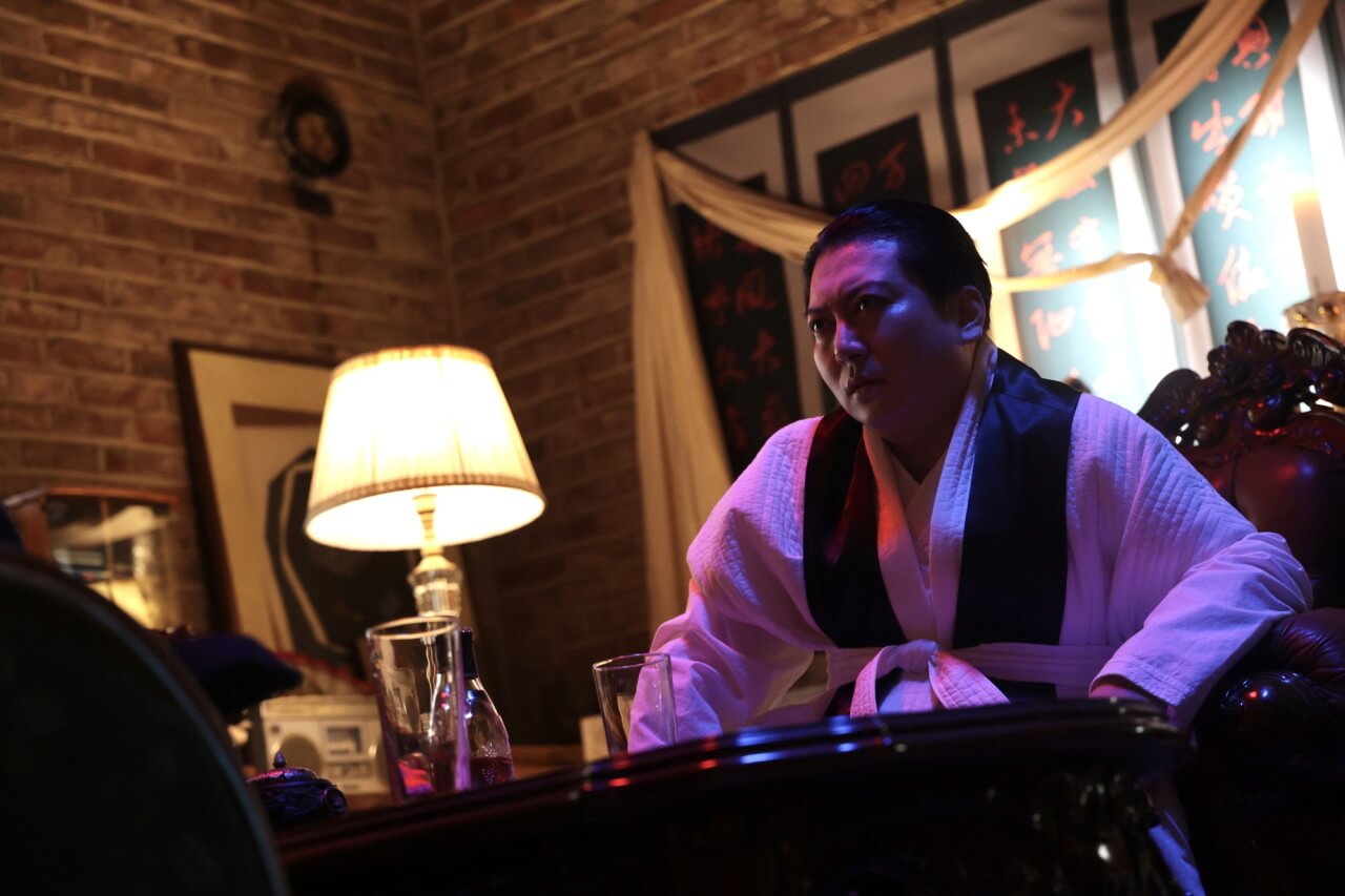 온리 갓 노우즈 에브리띵