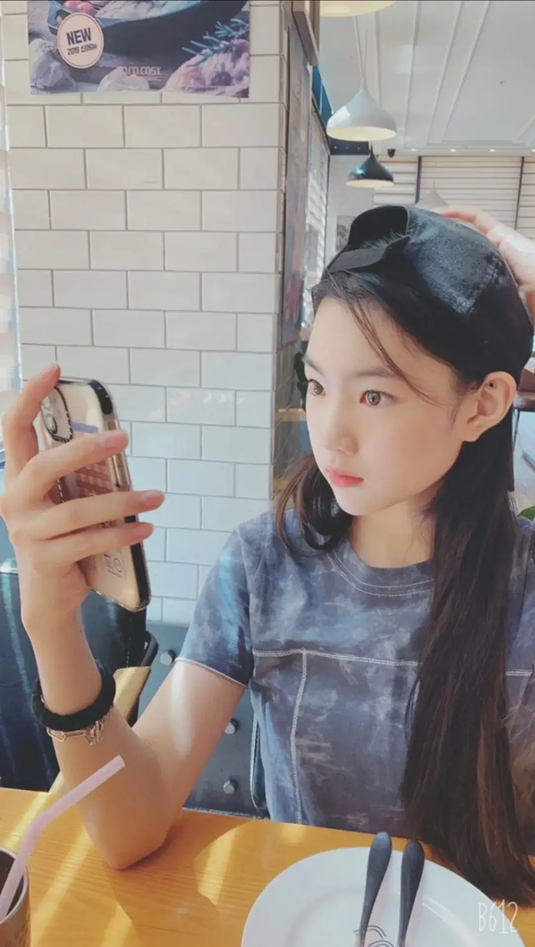 하츠투하츠 Hearts2Hearts 멤버 프로필