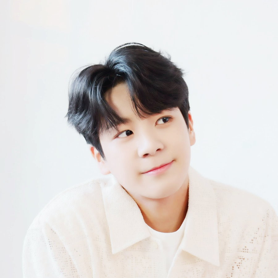 정동원 프로필 정면