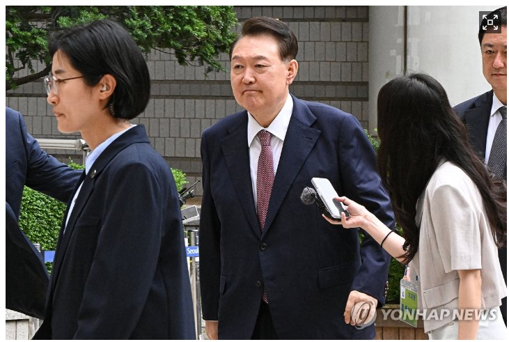 영장실질심사 앞둔 긴장감 (경비작전, 경찰 2천명, 찬반집회)