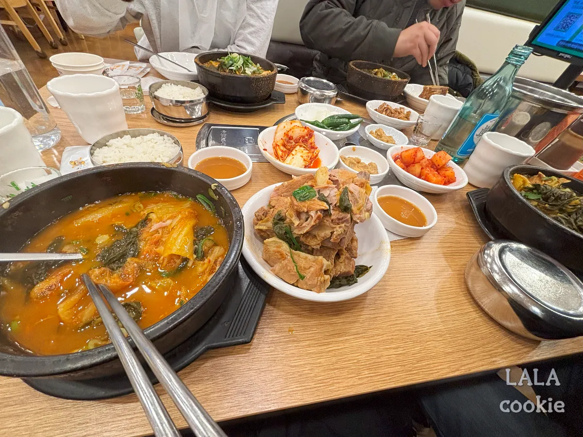 대구-달서구-상인동-맛집-누리마을감자탕-식사-중