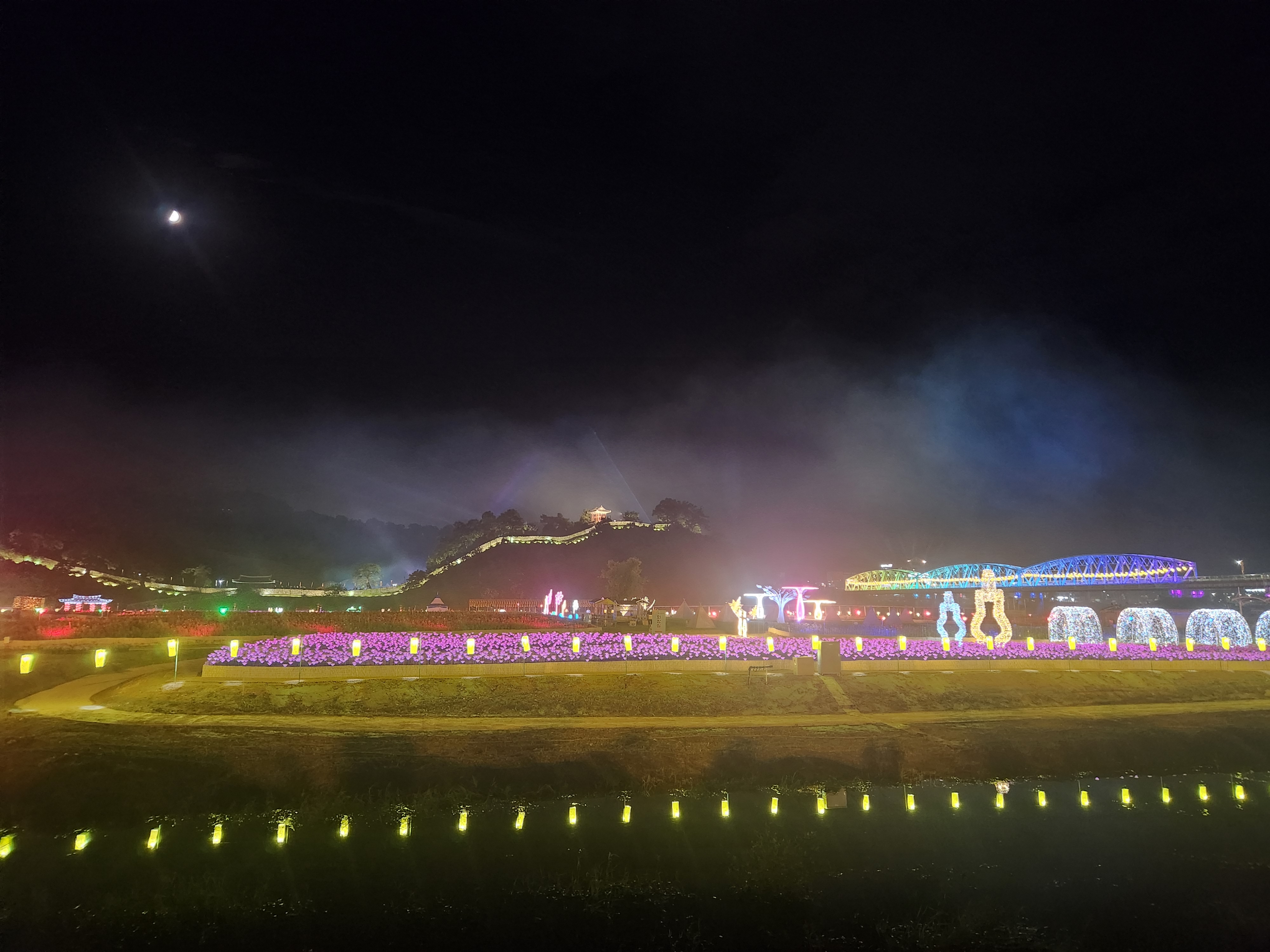 대백제전 행사장에서 바라보는 미르섬 전경