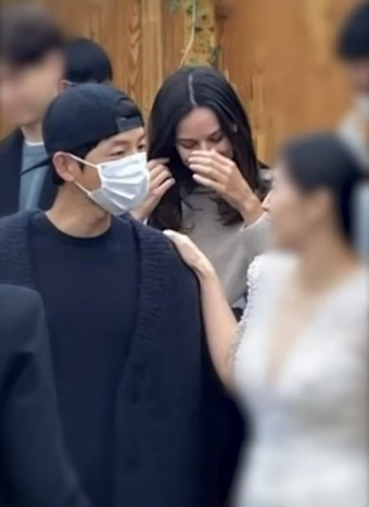 송중기여자친구