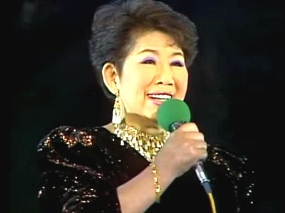 노래하는 백설희