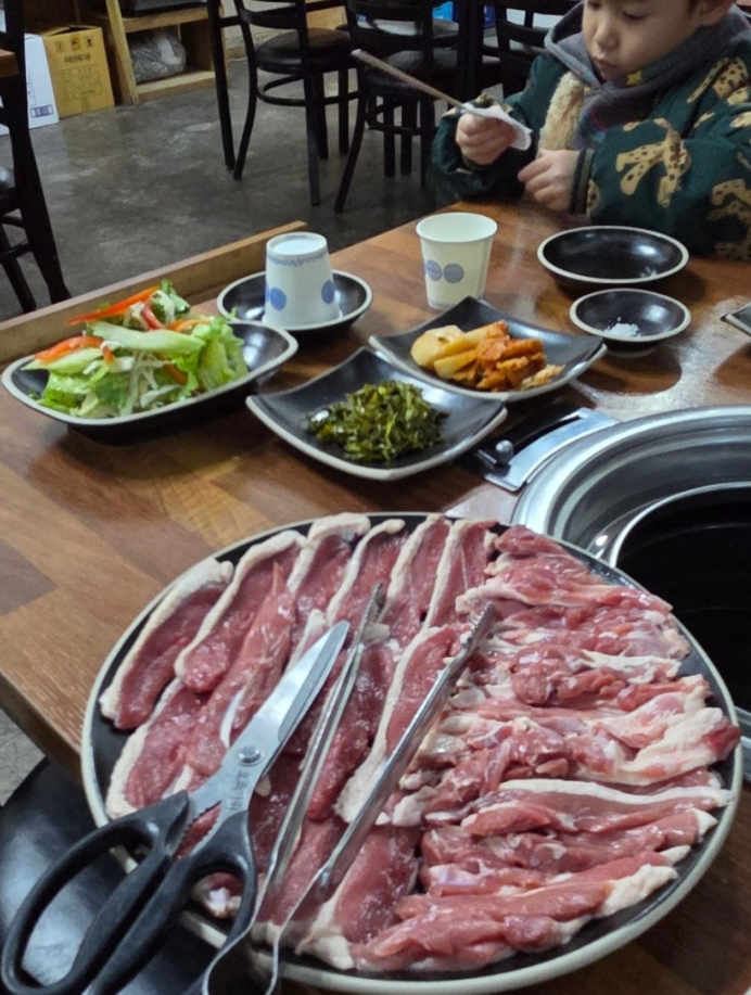5살 아이와 생오리 숯불구이 맛집 &amp;#39;큰골&amp;#39; (&amp; 평창 라마다 호텔 복층 숙박)