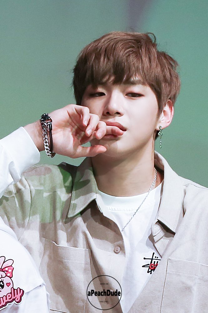 워너원 강다니엘 움짤 워너원 강다니엘 움짤