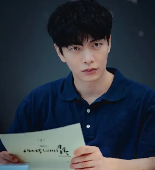 배우-이민기-사진