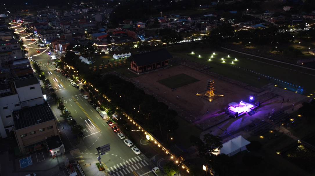 ๋ถ์ฌ ๋ฌธํ์ ์ฐ ์ผํ