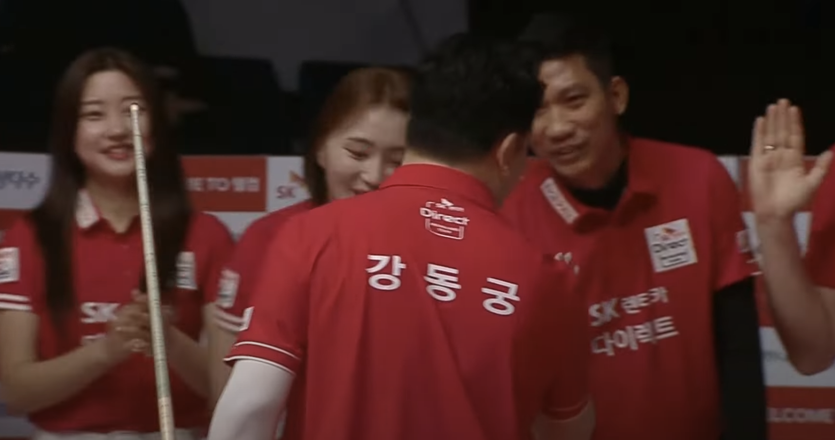 응원만 하고 있는 조예은 선수