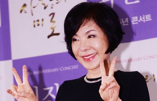 최진희 브이 사진