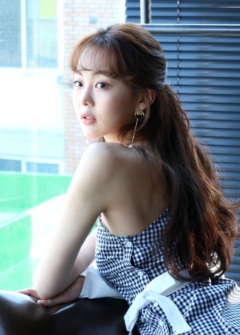 금새록