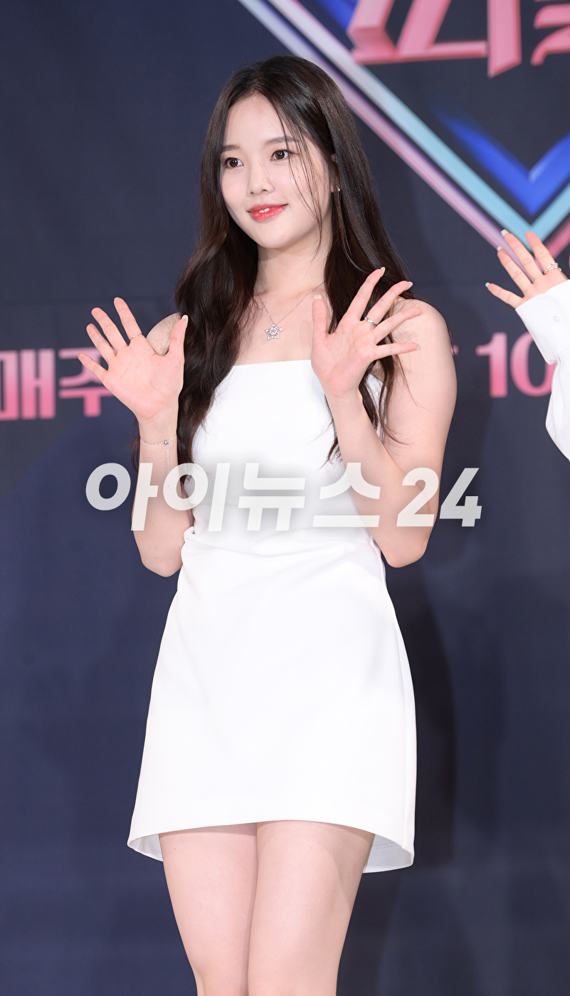 '위클리 대장 강아지' 위클리 이수진이 13일 오후 서울 종로구 HW컨벤션에서 진행된 Mnet '퀸덤퍼즐' 제작발표회에 참석하고 있다. [사진=정소희 기자]
