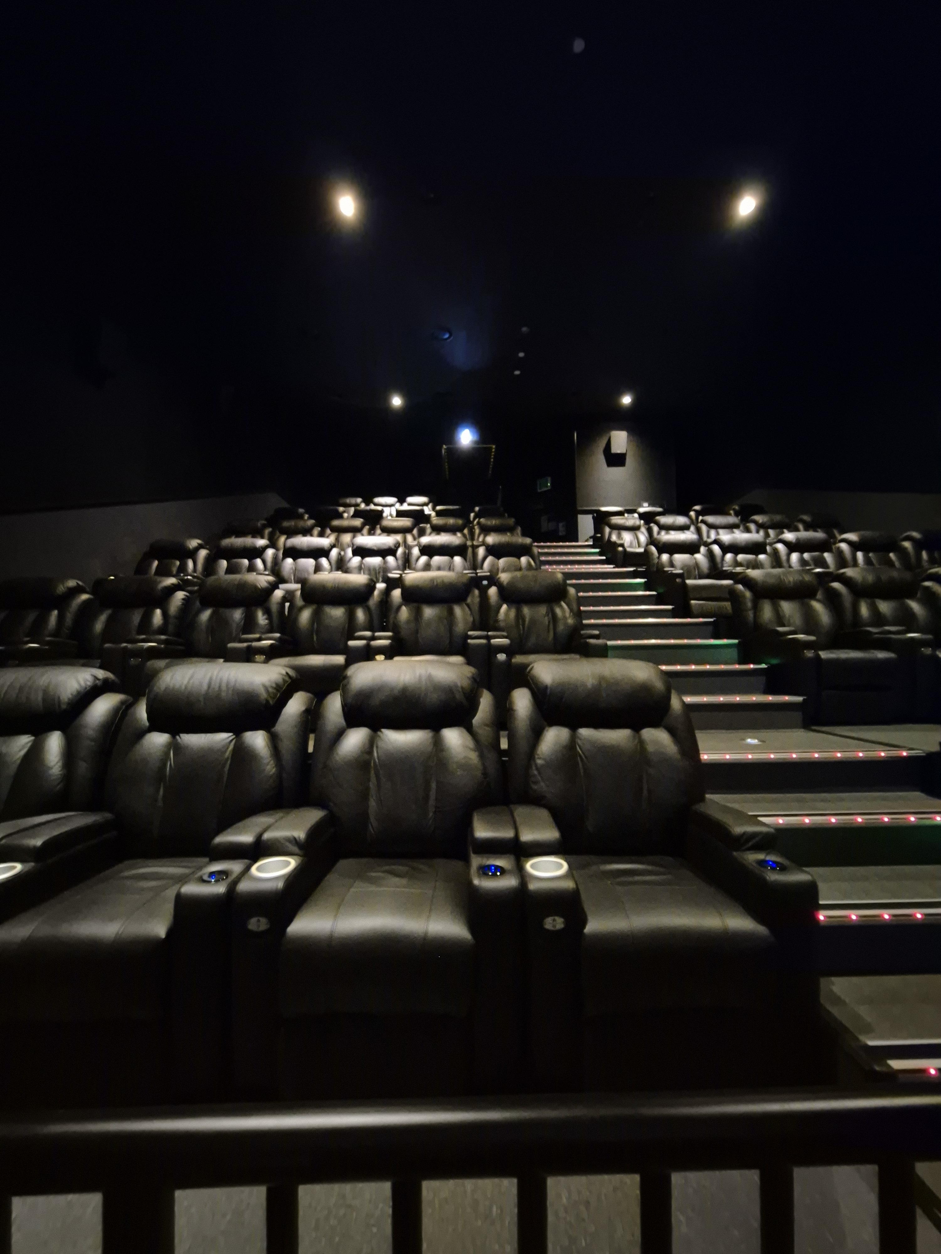 범죄도시4 영화는 시네컴포트 조조로!