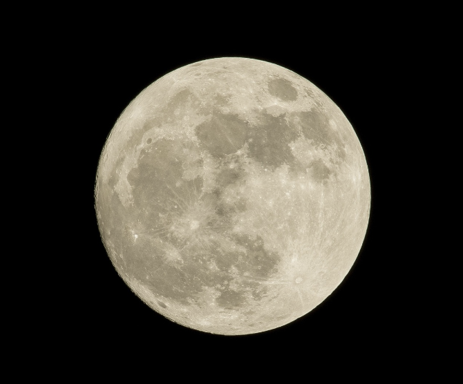 달 착륙은 조작인가? (음모론 vs 과학적 사실 분석)