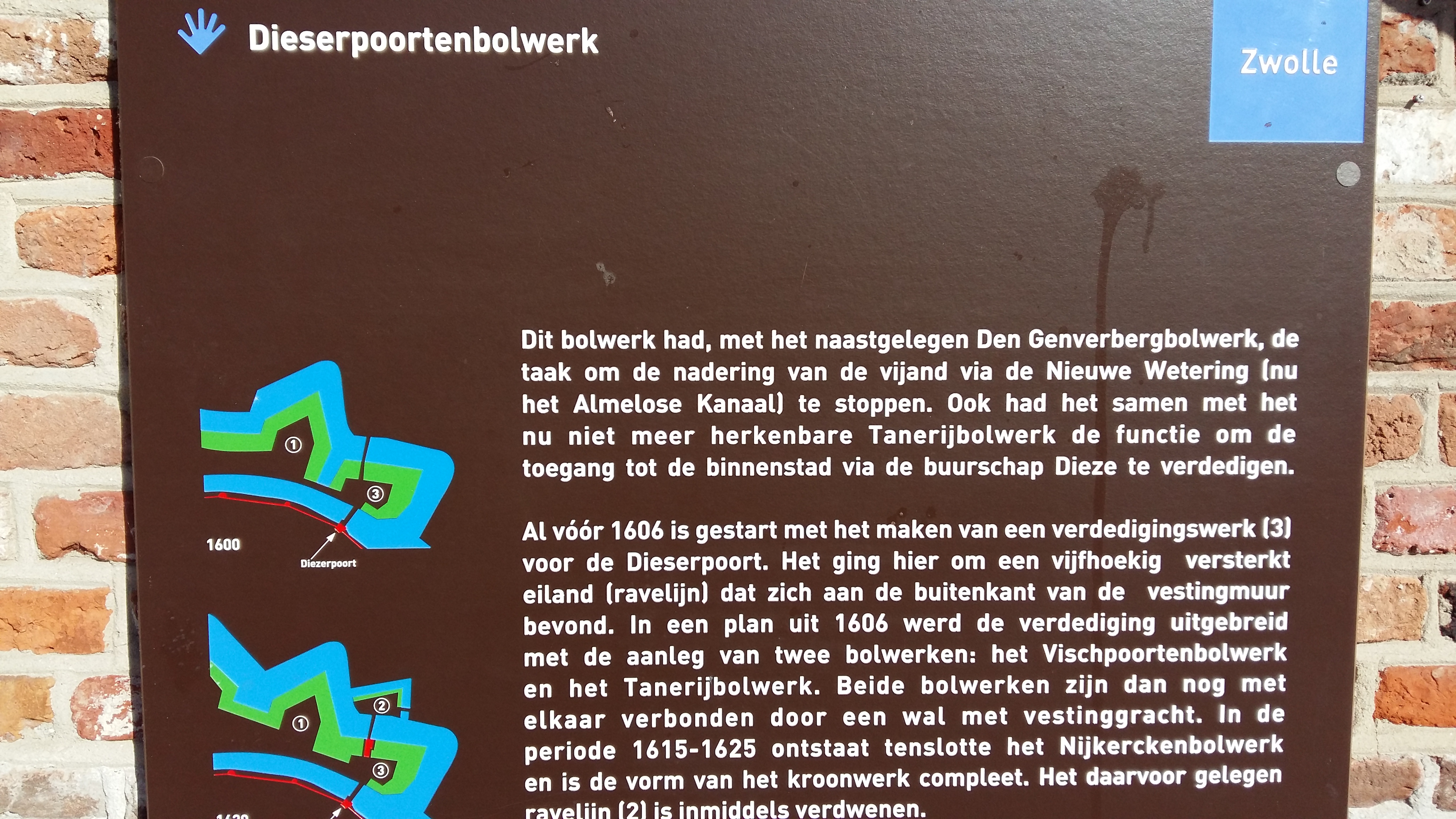 네덜란드 즈볼라 요새 방어벽 설명문