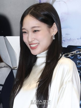 올데이 프로젝트 애니 프로필