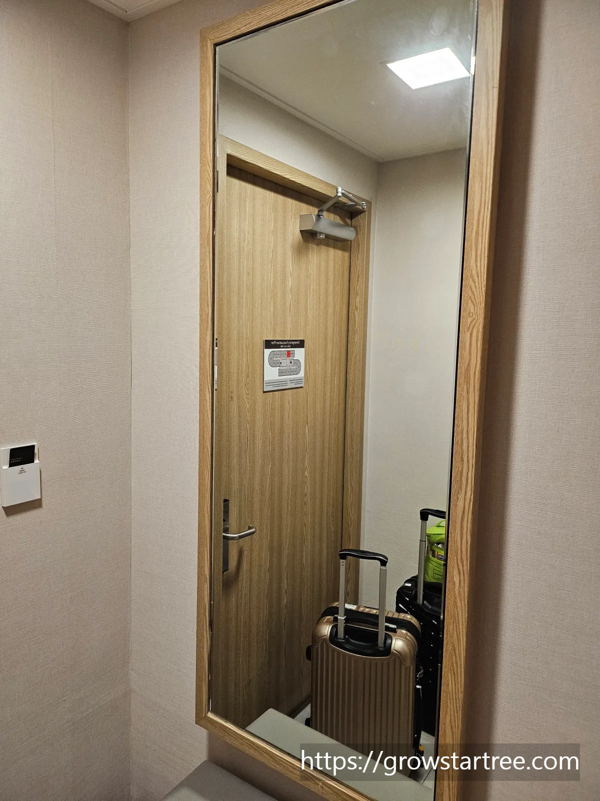 금호통영마리나 스위트프리미어 현관