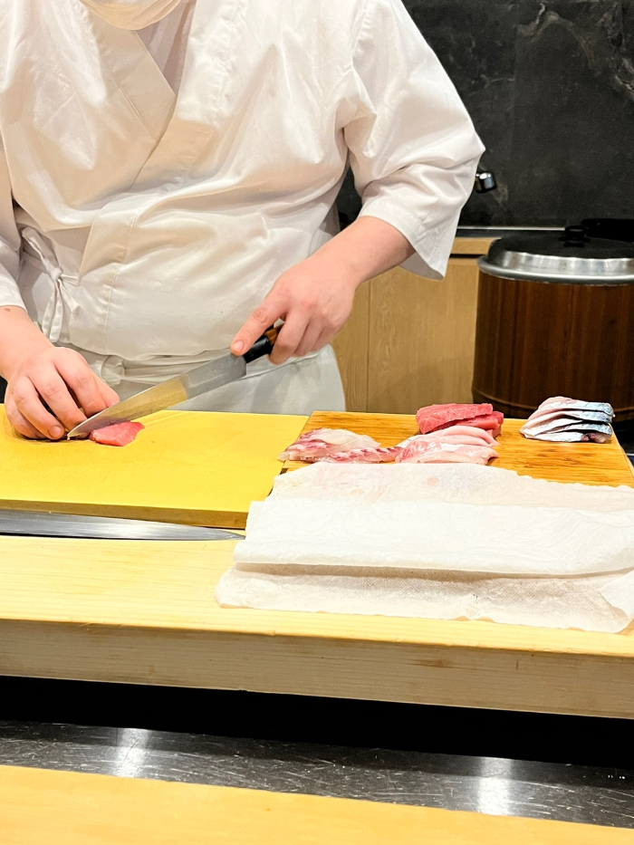 초밥 준비하시는 쉐프님