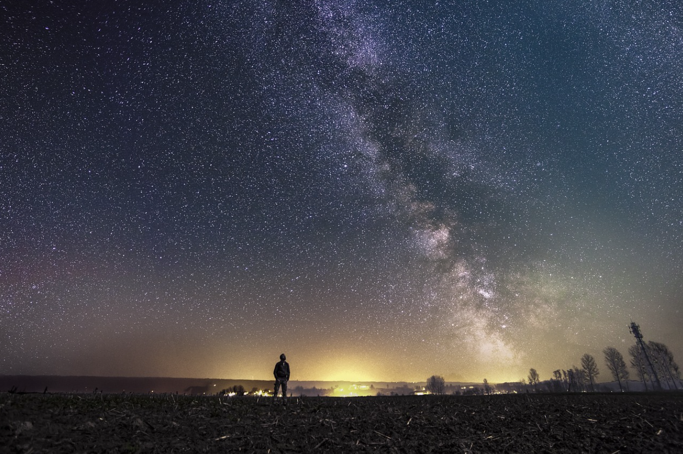 남아프리카 산족의 조상을 연상케 한 은하수 별밤