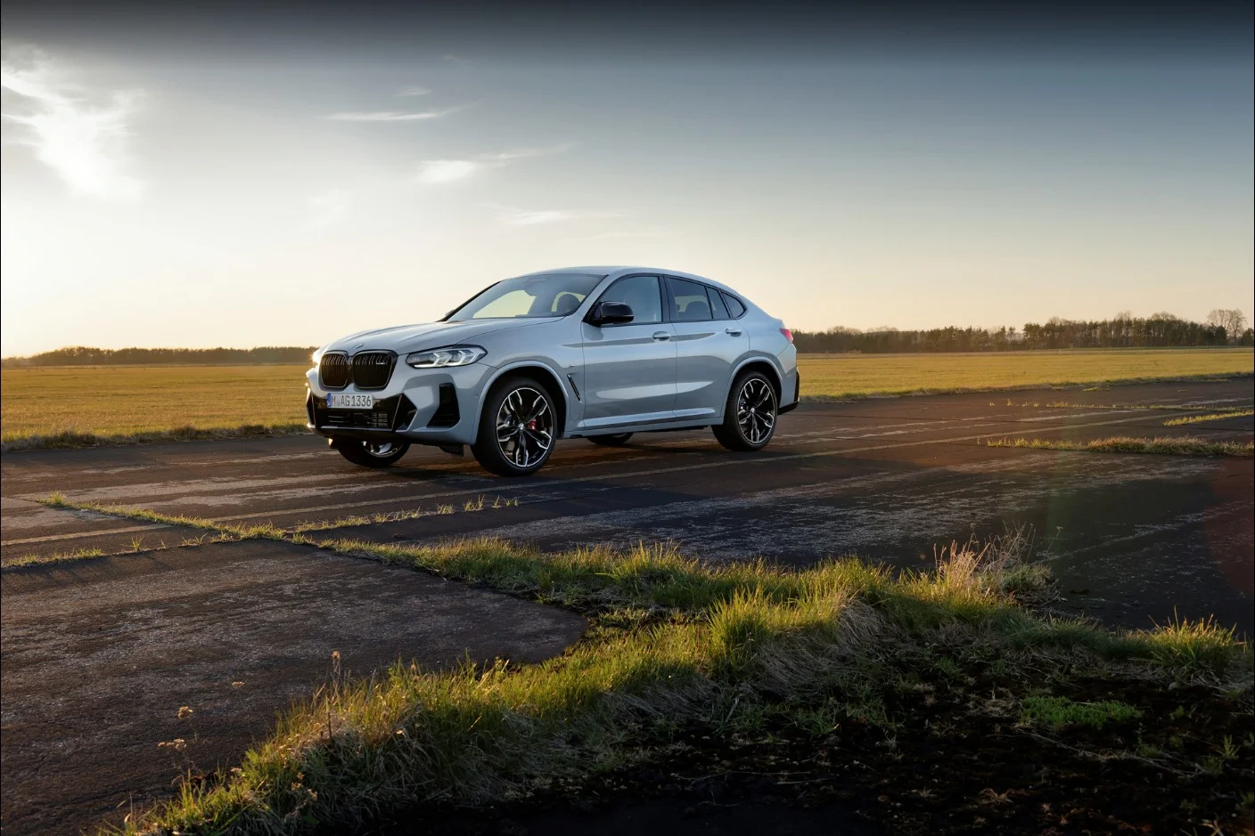 BMW-X4-외부-디자인