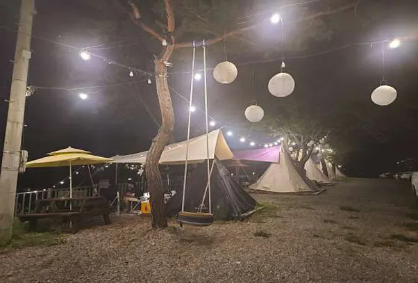 홍천펜션&amp;글램핑캠프별이빛나는밤