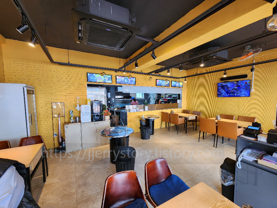 기운이네완당 매장 안