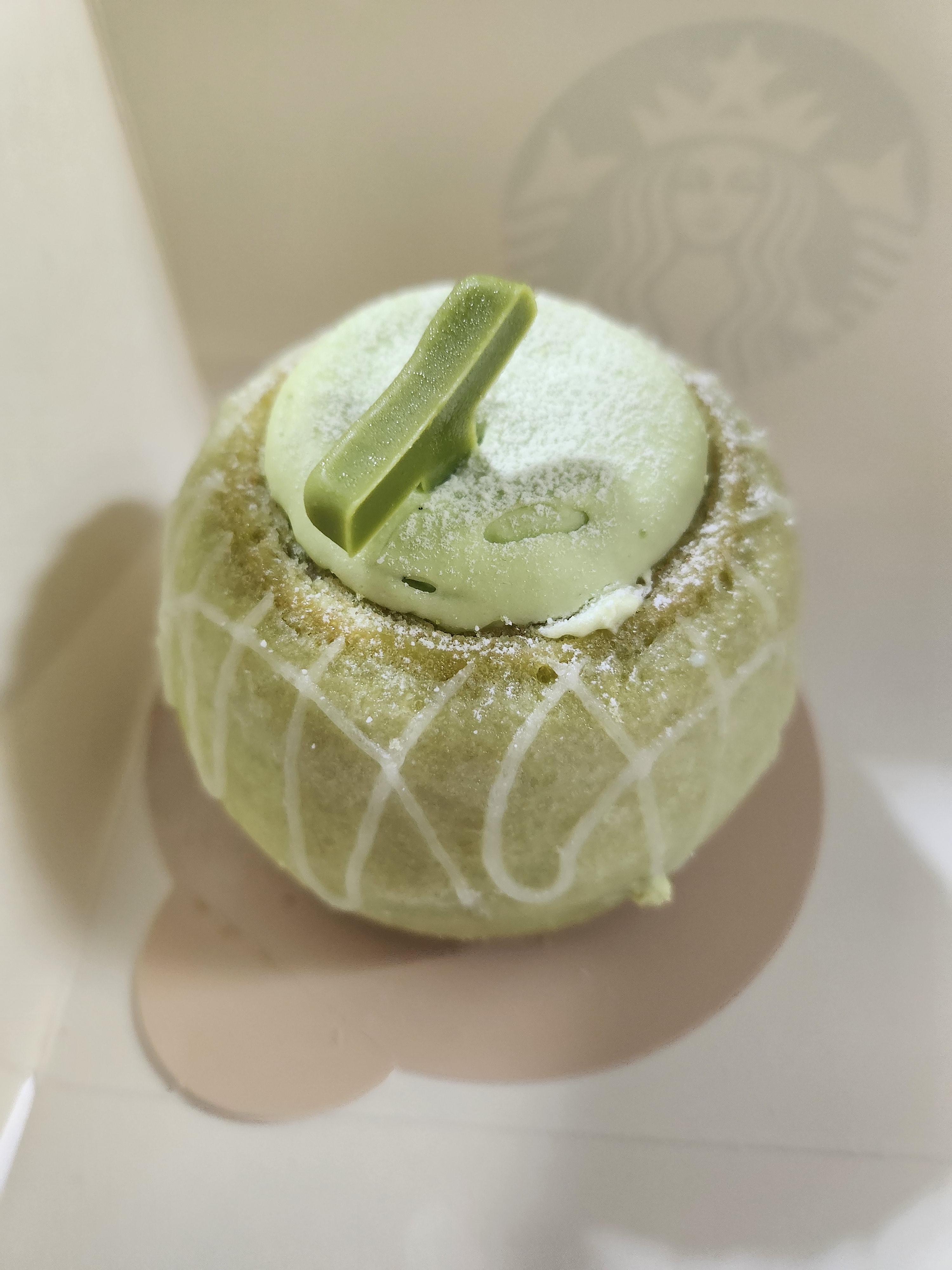 스타벅스-멜론쿠헨-사진