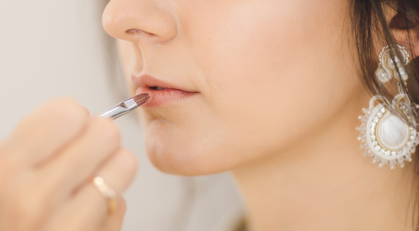 입을 무겁게 하여 말을 전하지 말라.