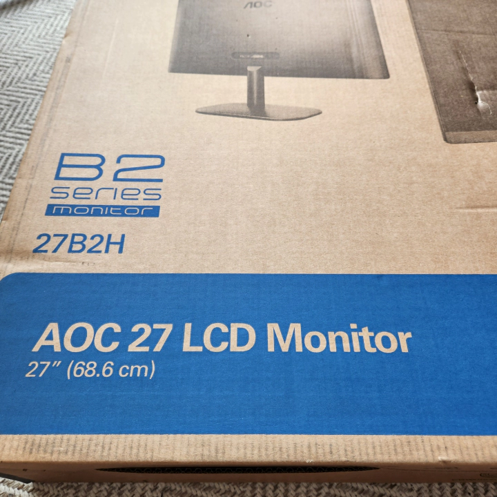 알파스캔 27인치 AOC 모니터 패키지