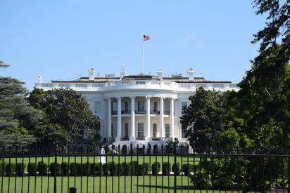 미국 관세정책이 중국 전기차 산업의 미국 진출 전략에 미치는 영향