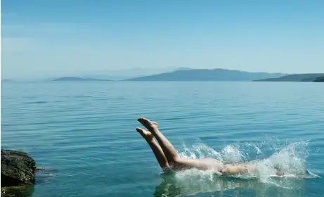 물에 빠지는 꿈해몽