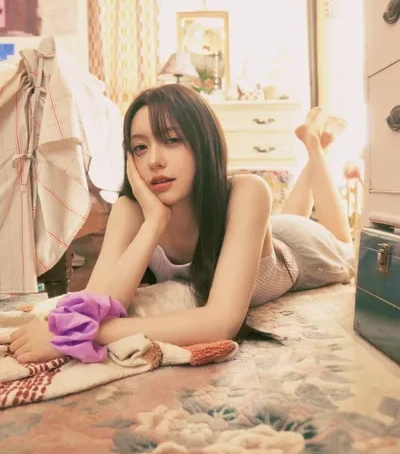 문샤넬 피프티피프티