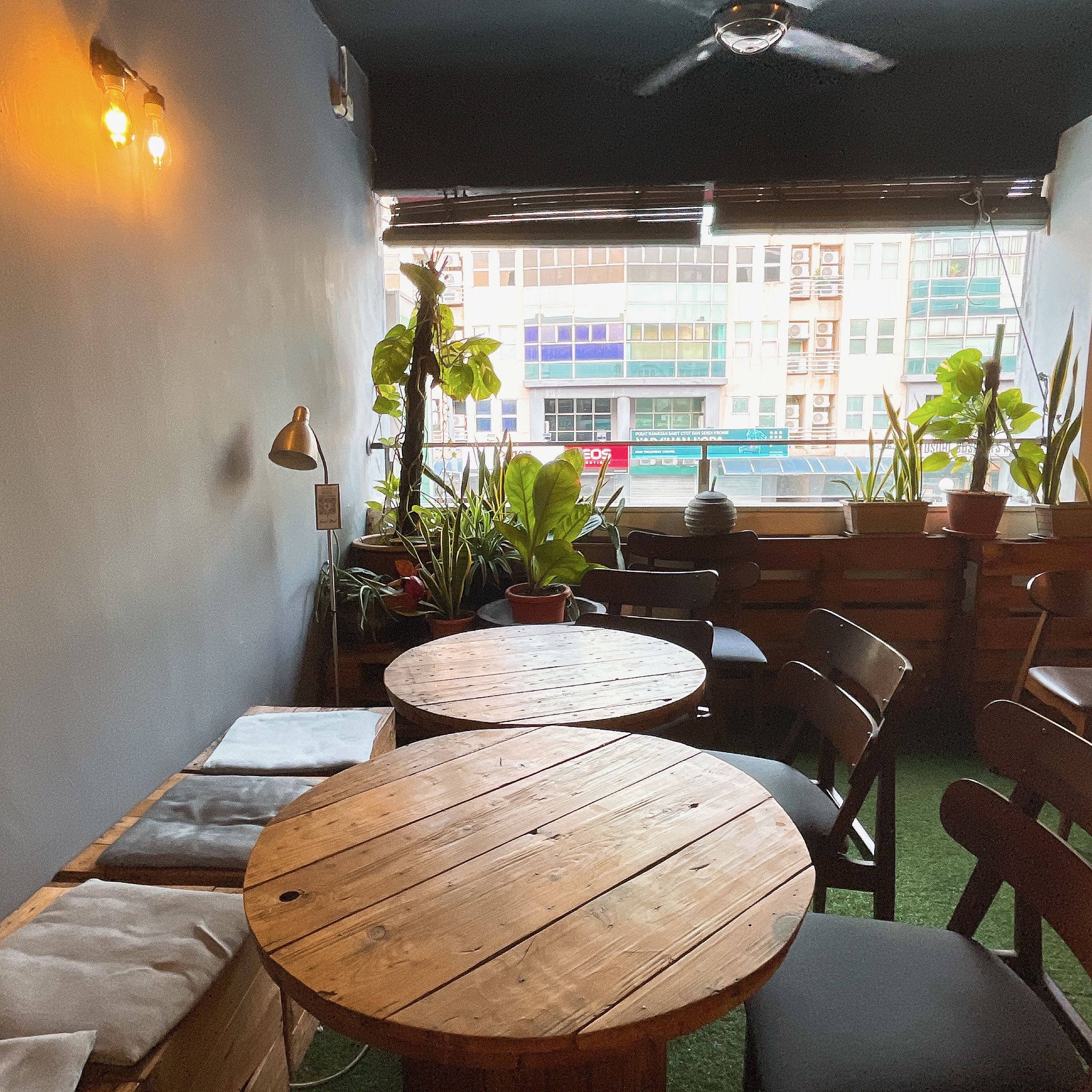 95 Degres Art Cafe