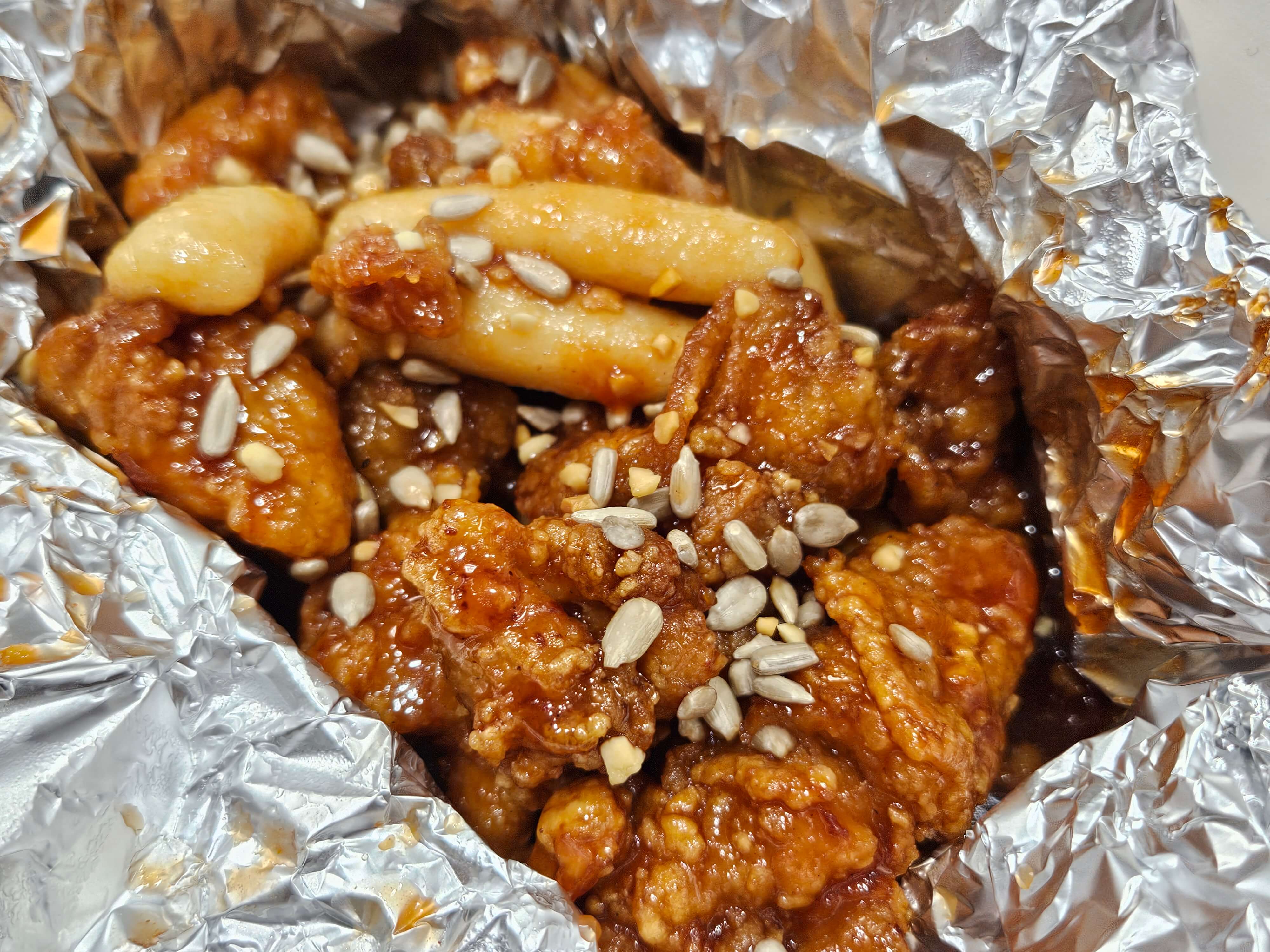 씨앗호떡X꿀삐닭강정