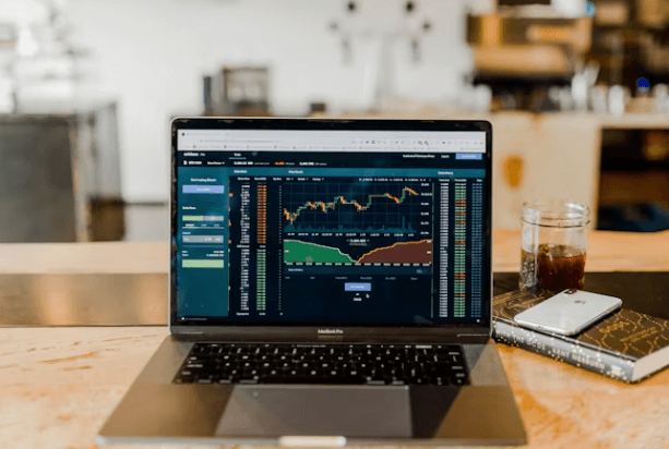 한은 금리 동결! 12월 주식 시장 전망과 투자 전략 TOP 5