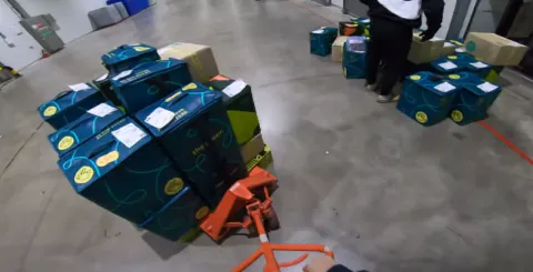 화물지입차 물건 보관 창고