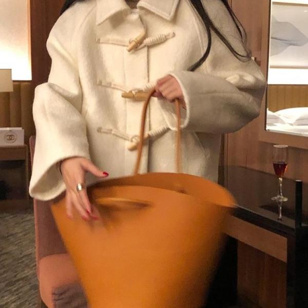 유미의세포들2 9회 옷 김고은 유미 숏 더플 코트 떡볶이 코트